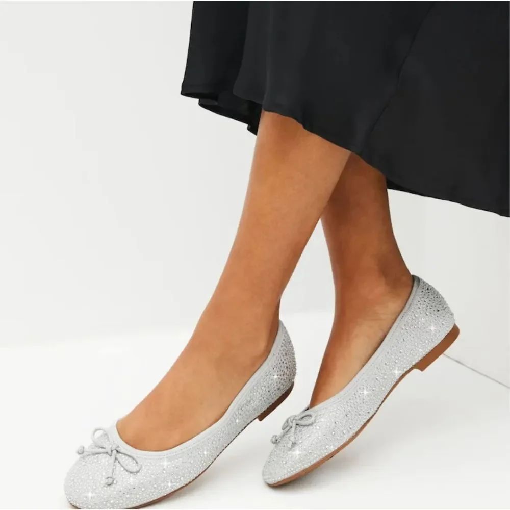 BRAND NEW ANDIAMO WOMEN ALL-OVER RHINESTONES BALLERINA FLATS